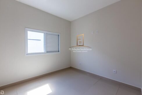 d3d8c7fd-b979-40b1-a757-ef83651c3a71