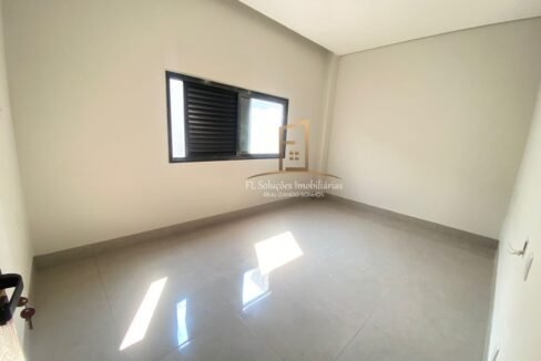 0d732e5e-126b-41dd-a34c-15790a5989a8