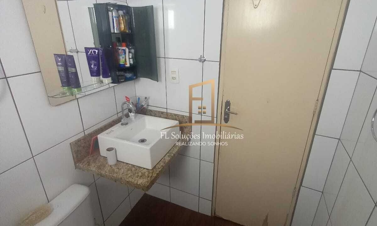 1cc8db4c-2996-4136-8e2e-1a3f5d0631c0