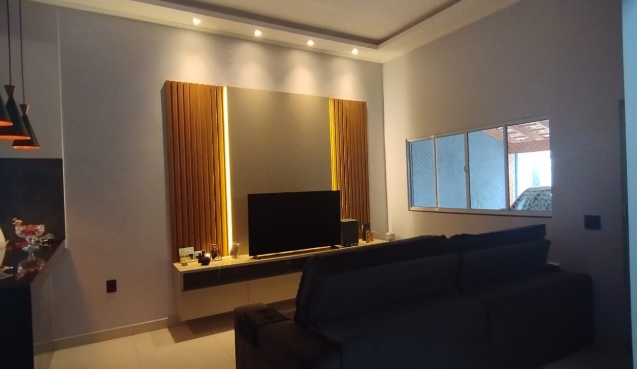 24e0b791-a406-47ce-baeb-e81ad27a9db5