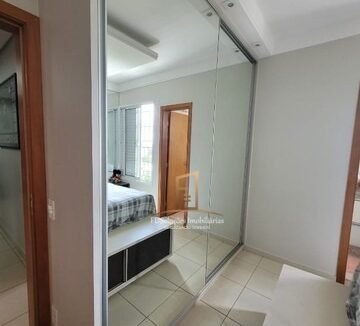 4382c744-9cb0-4647-b60b-7a9bd5865e25