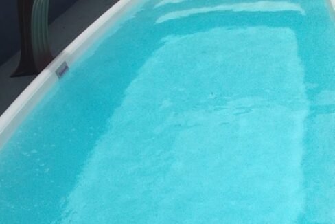 4fc51b1b-7514-402d-b58b-b1001989f4fe