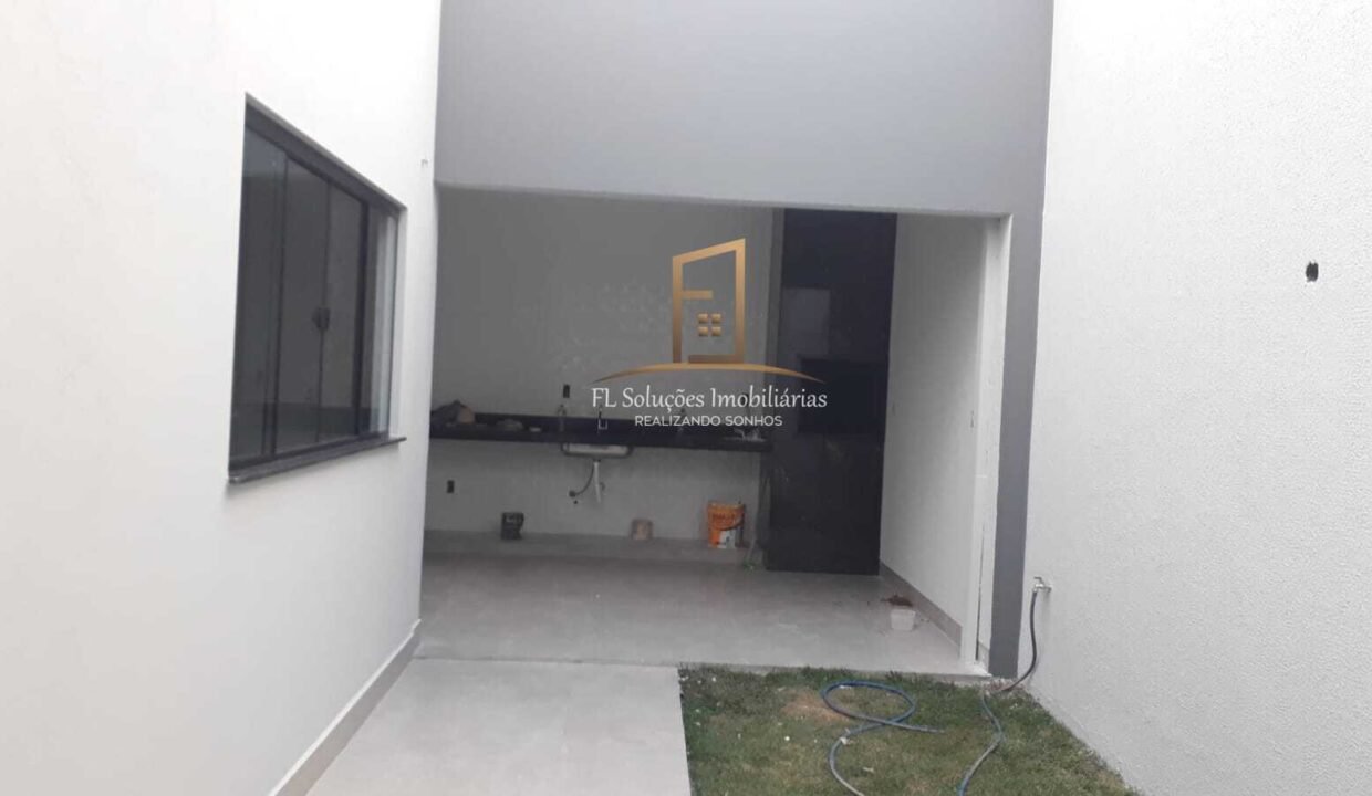 8544eeac-09c3-4aec-83ba-af5ec3402225