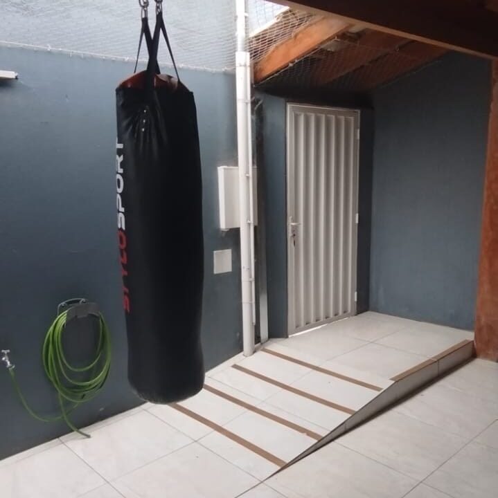 8ccb0664-818a-461e-aedd-94bd1edacd31