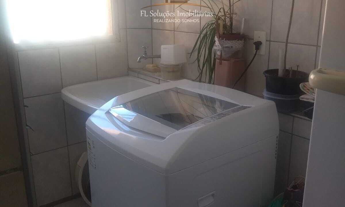 b897384c-2aef-4279-8912-9898d8dc5758