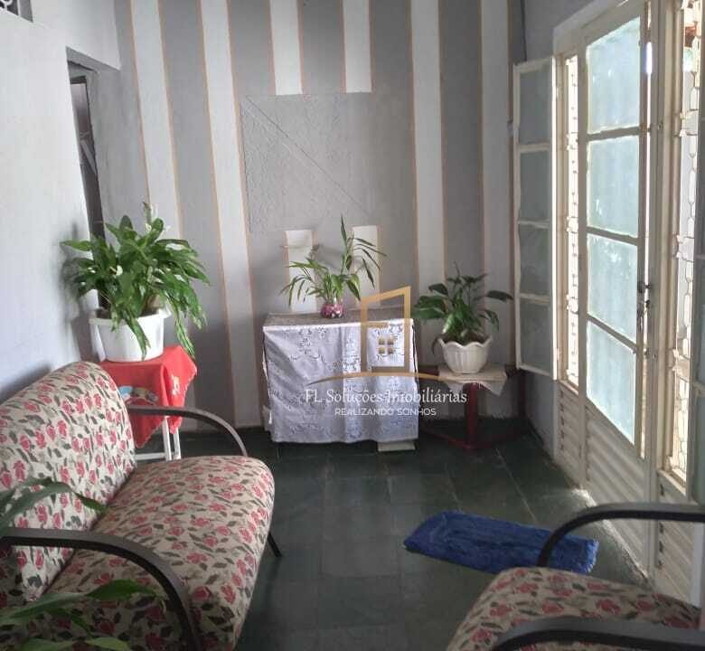 cf4124a5-611a-40ad-8f6a-5d5f5515ba22