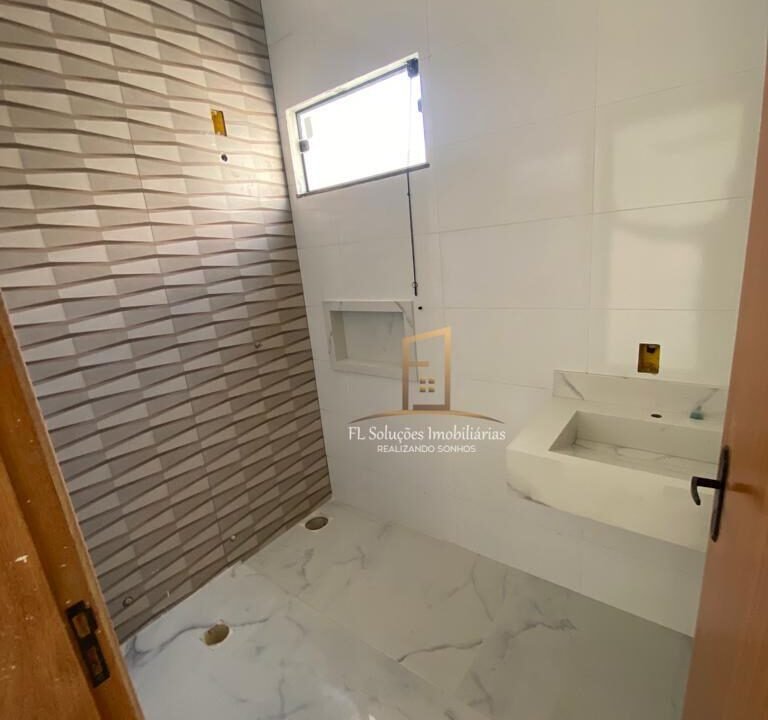 e494a8d4-8a35-4e95-bcb6-77f089225940