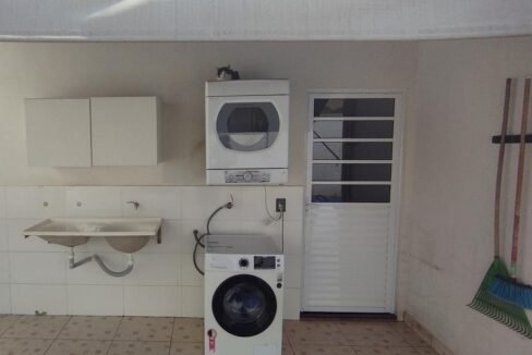 e541b053-e9ba-4ef5-8df5-197eb6d5d618