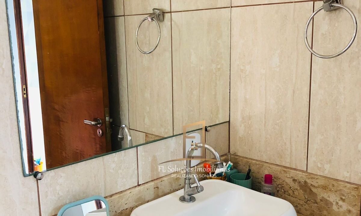 ea891c0d-8b82-46c5-97d2-a429007ac3ef