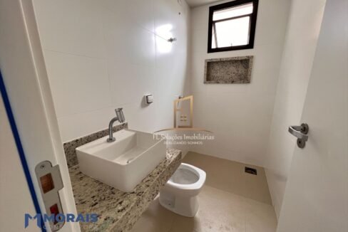 f04a5035-cf4b-41c0-abb3-043c50fd78c8