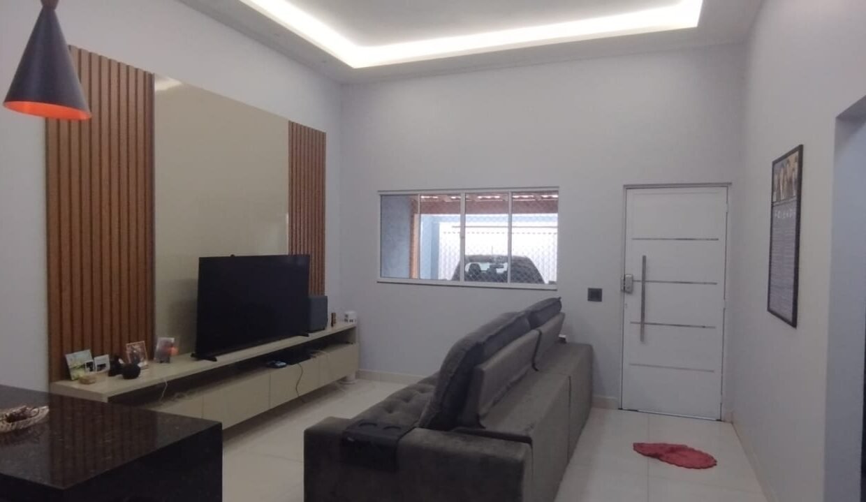 fc63d240-fe91-4fb5-bc10-e534669455e0