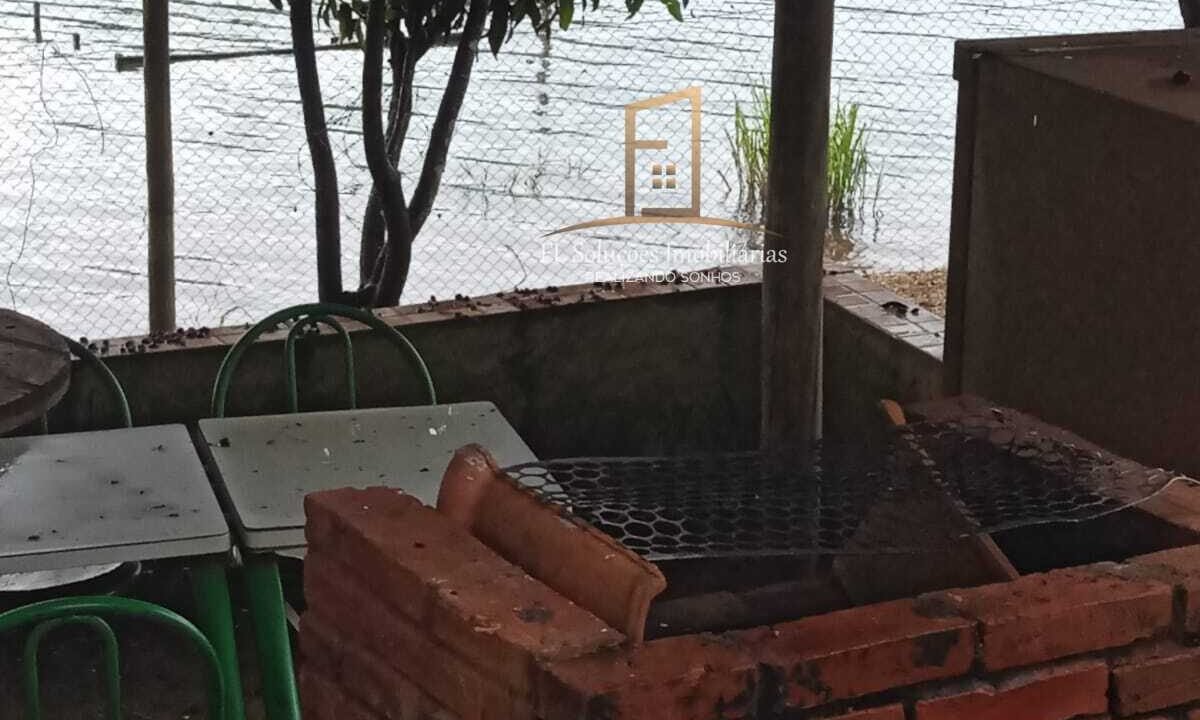 bb12f409-31b5-46c2-8e89-ad0ad1e20106