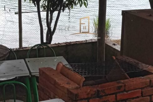 bb12f409-31b5-46c2-8e89-ad0ad1e20106