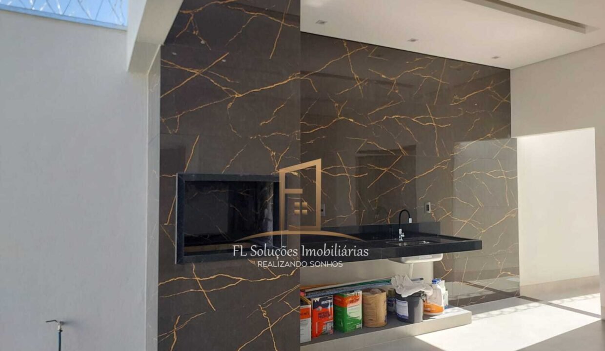 83a93ef5-6833-4d28-8d5a-78fd50d7c1fd