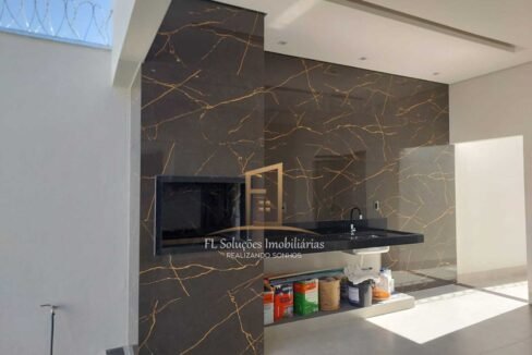 83a93ef5-6833-4d28-8d5a-78fd50d7c1fd