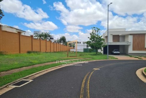 c4d760d3-46b2-49fe-9311-7a069c98e8af