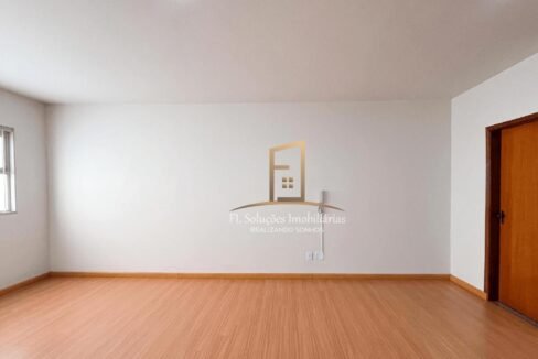 ef227652-e7b8-4413-8a71-2f9f461a0a0c