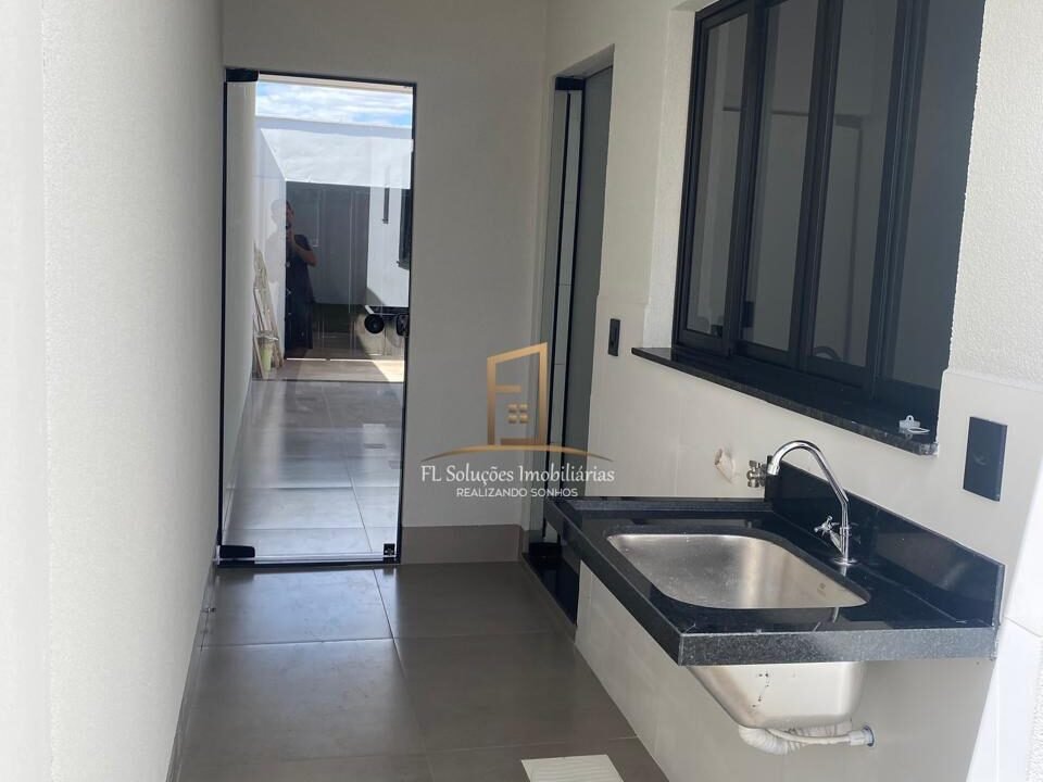 98b3b527-8faa-42bb-85dc-f46e0743ef55