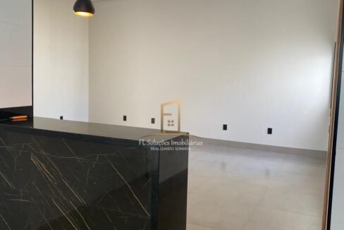 b1ead78e-f966-4812-97f7-f46a75d6d60e