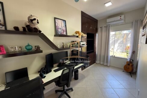 7d0b2165-ad16-4bde-bcd8-56ef683aafa3