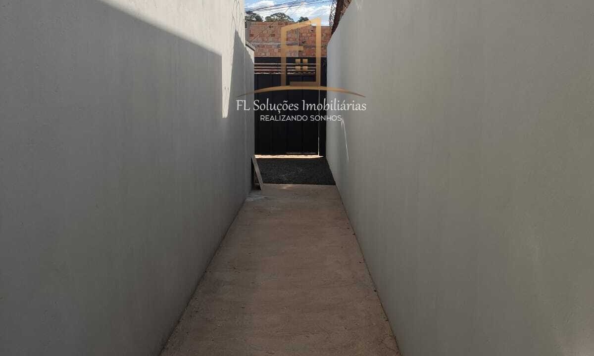 bbf0f1df-f447-4c05-a97a-1f7598ddb1c0