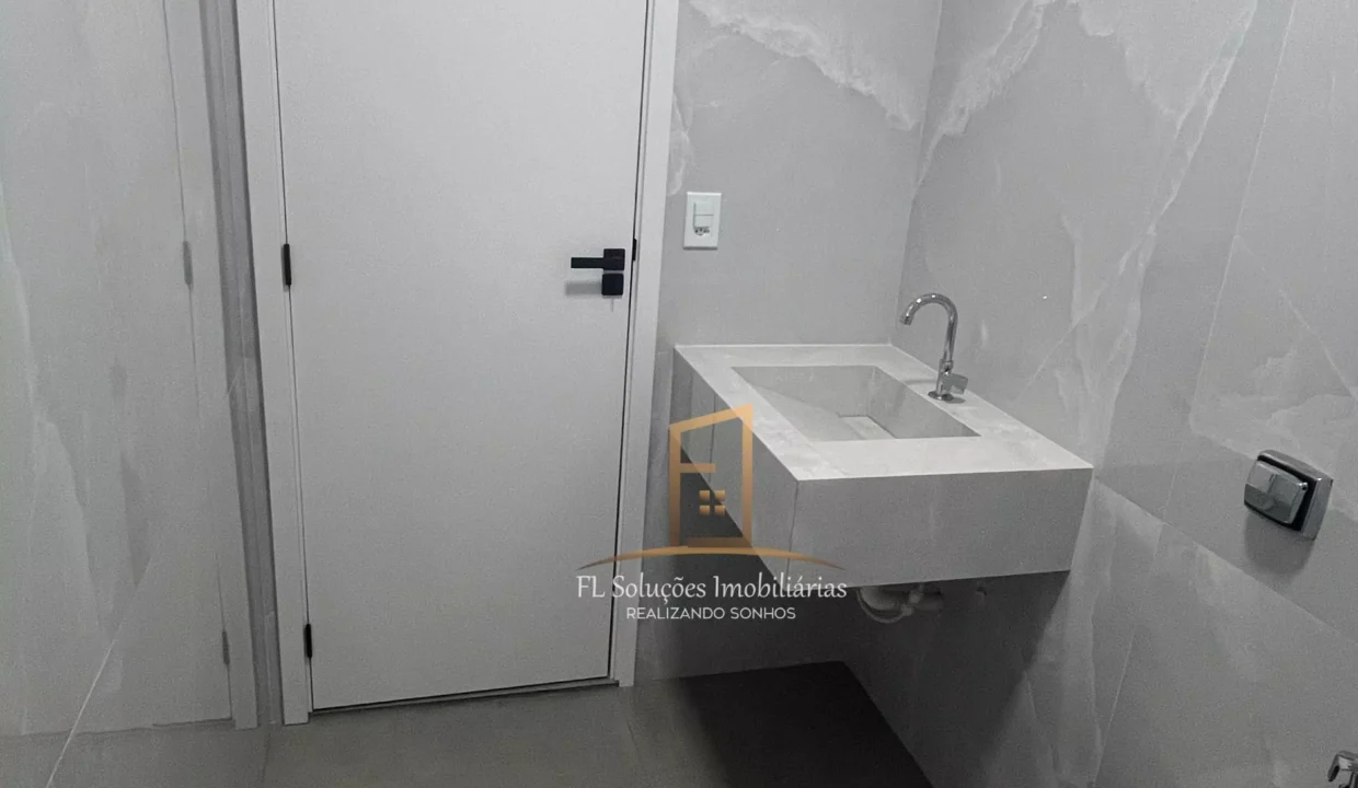 28b178c3-df4d-4fea-a689-16c87f5585a3