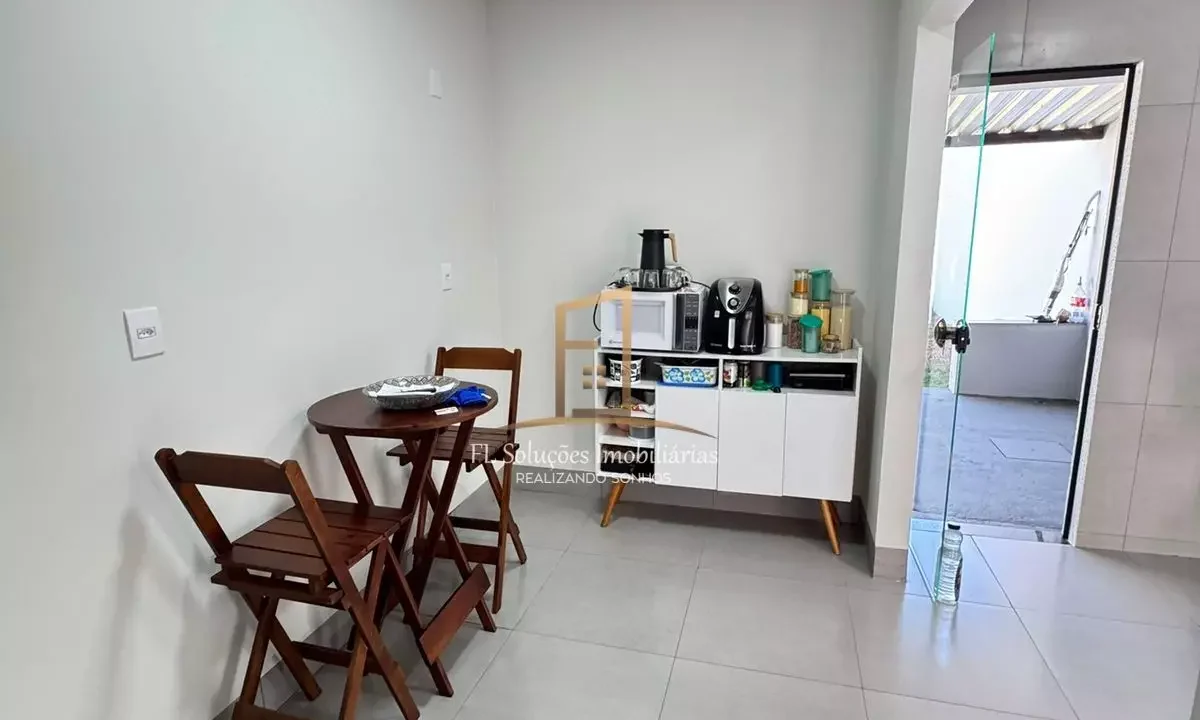 8bd4730a-0d05-4893-b1c1-5831e6799f52